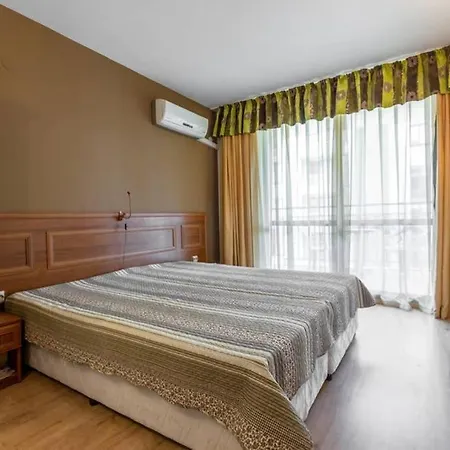 Avalon Appartament Da Lary Apartament